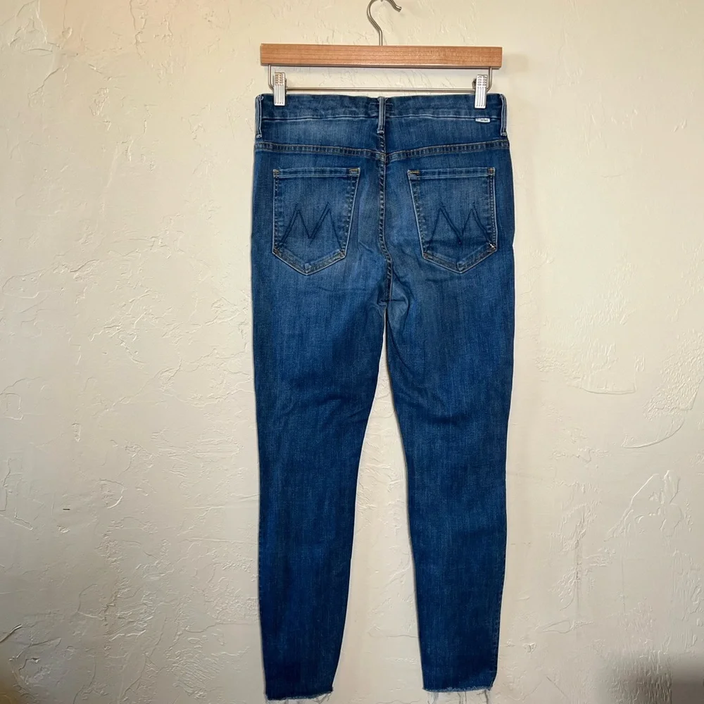 MOTHER Denim Jeans Size 30 High Rise Skinny Raw Hem Medium Wash - Picture 2 of 6